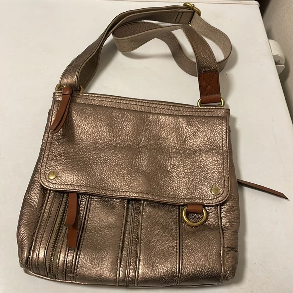 Fossil Morgan Metallic Leather‎ Traveler Handbag